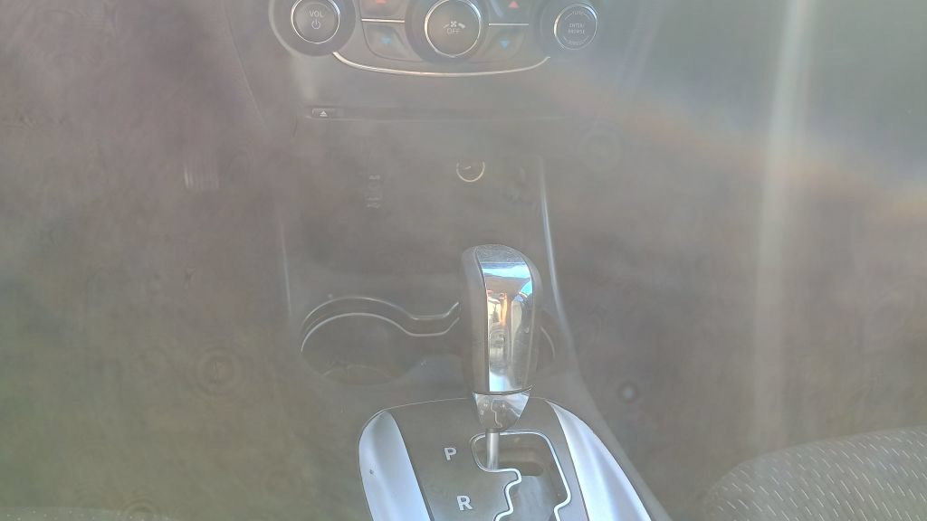 Used 2020 Dodge Journey SE FWD image 14