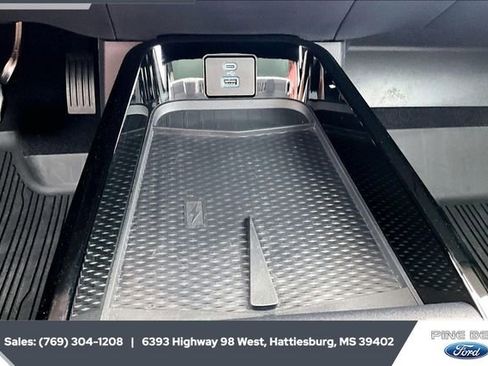 Used 2023 Ford Mustang Mach-E Premium image 22