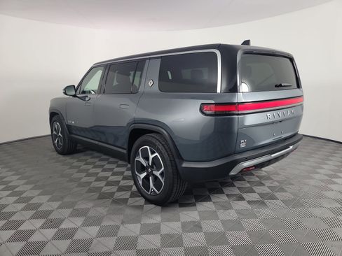 Used 2024 Rivian R1S Adventure Dual AWD/4WD image 3