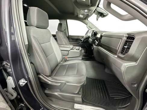 Used 2023 Chevrolet Silverado 1500 LT AWD/4WD image 26