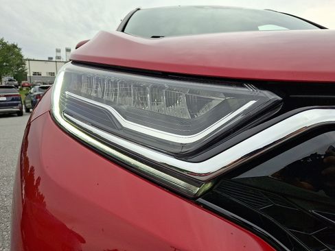 Used 2022 Honda CR-V Touring image 9