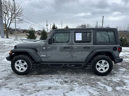 Used 2020 Jeep Wrangler Unlimited Sport S image 2