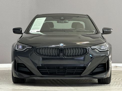 Used 2025 BMW 230i Coupe w/ M Sport Package RWD image 5