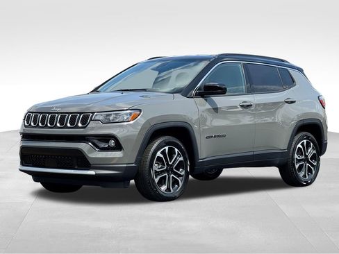 Used 2023 Jeep Compass Limited AWD/4WD image 3