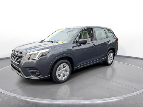 Used 2023 Subaru Forester AWD/4WD image 4