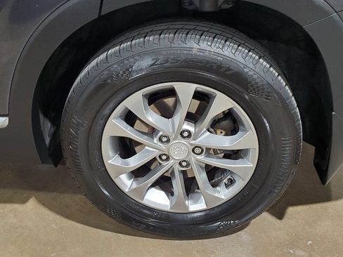 Used 2020 Hyundai Santa Fe SE FWD image 30
