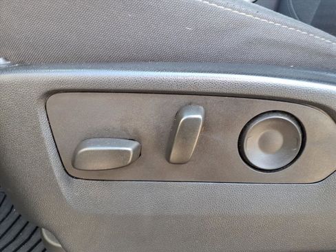 Used 2023 Chevrolet Tahoe LS image 16