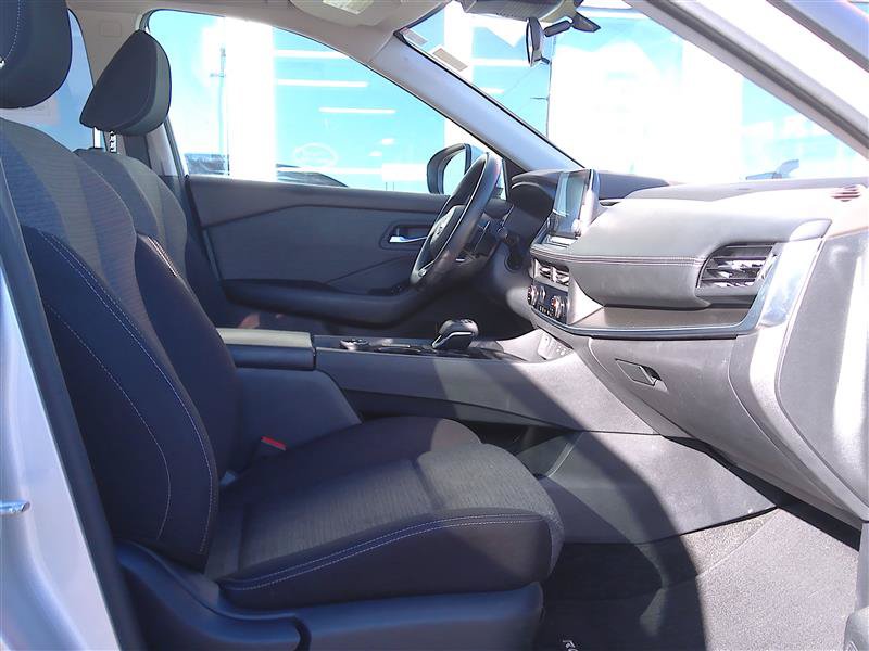 Used 2023 Nissan Rogue SV AWD/4WD image 8