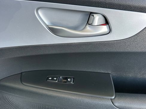 Used 2023 Kia Forte LXS w/ LXS Technology Package FWD image 20