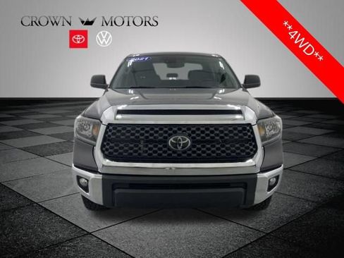 Used 2021 Toyota Tundra SR5 w/ SR5 Leather Package AWD/4WD image 2