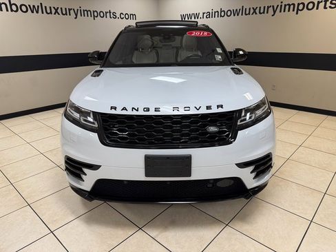 Used 2018 Land Rover Range Rover Velar R-Dynamic SE image 2