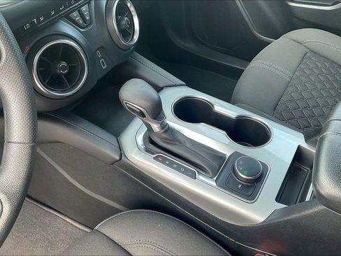 Used 2022 Chevrolet Blazer LT image 17