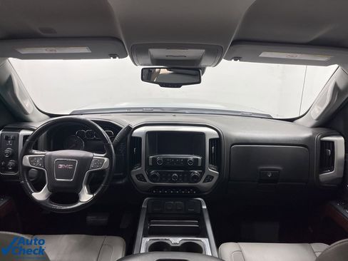 Used 2017 GMC Sierra 2500 SLT w/ Duramax Plus Package image 17