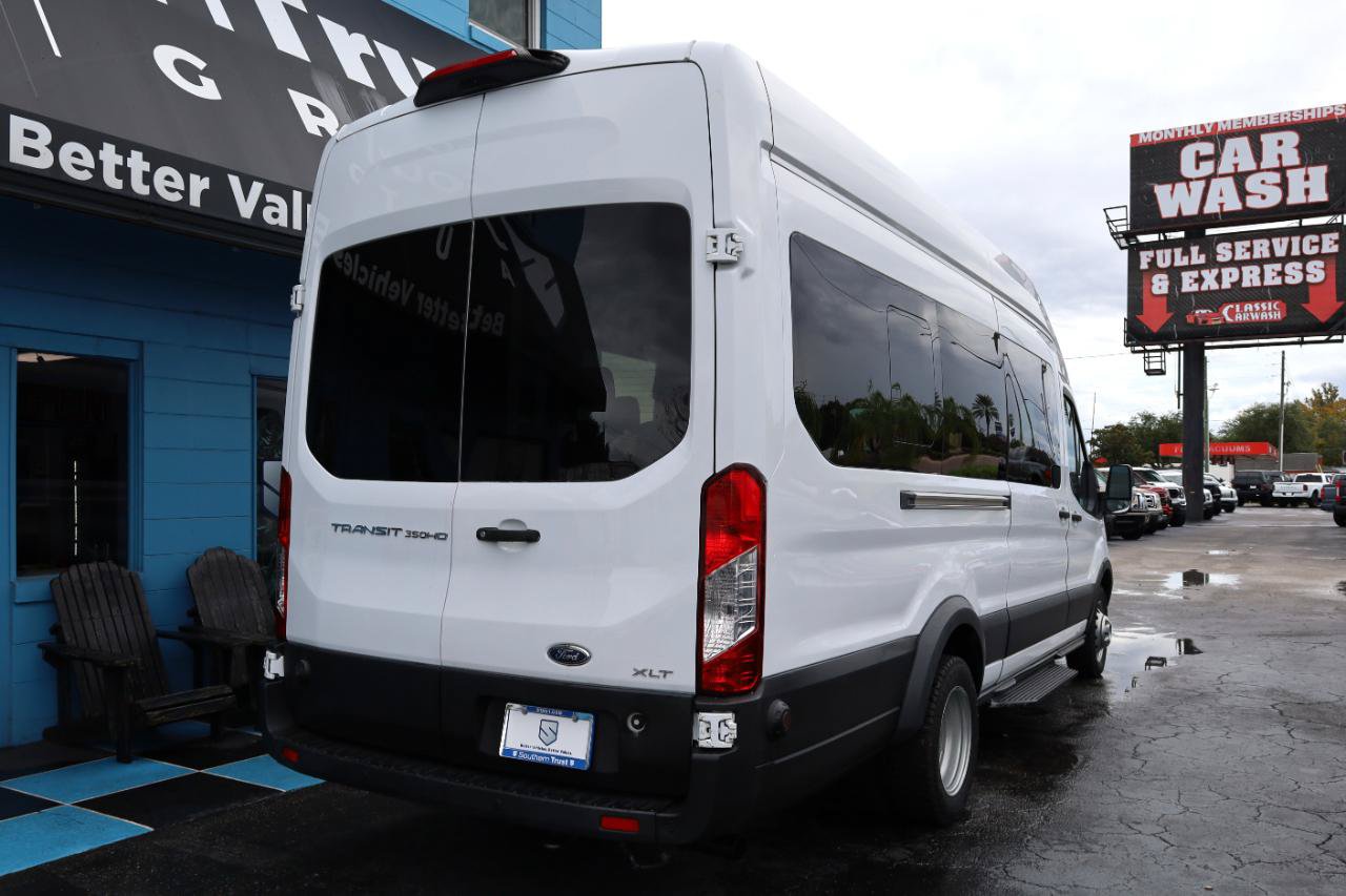 Used 2019 Ford Transit 350 XLT RWD image 5