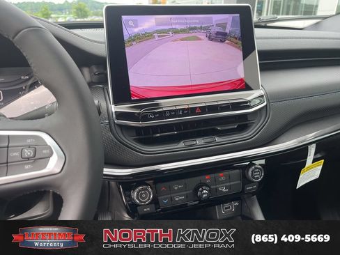 New 2026 Jeep Compass Latitude AWD/4WD image 9