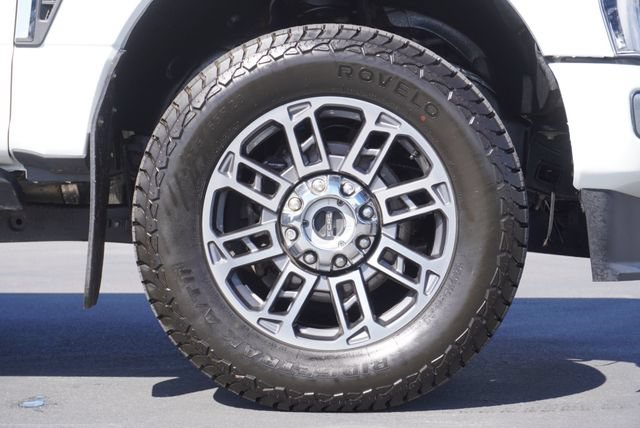 Used 2025 Ford F350 Platinum w/ Platinum Plus Package AWD/4WD image 17