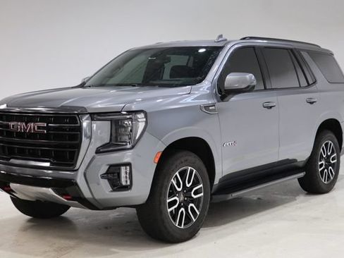 Used 2021 GMC Yukon AT4 w/ Rear Media and Nav Package AWD/4WD image 3