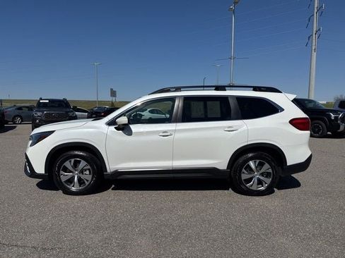 Used 2024 Subaru Ascent Premium w/ Convenience Package AWD/4WD image 8