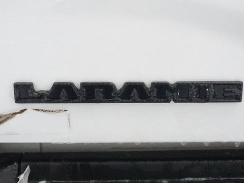 Certified 2019 RAM 2500 Laramie w/ Night Edition image 21