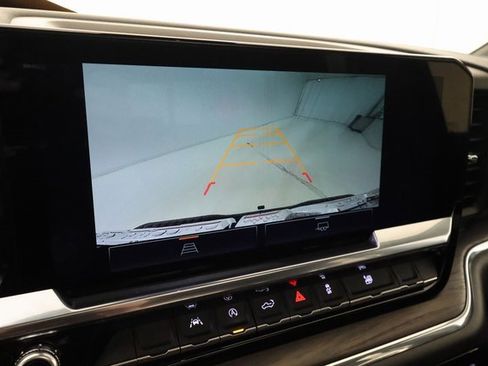 Used 2023 GMC Sierra 1500 SLT w/ SLT Premium Package image 16