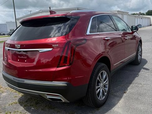 Used 2023 Cadillac XT5 Premium Luxury w/ Technology Package FWD image 6