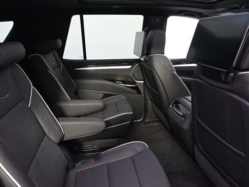 New 2026 Cadillac Escalade Sport w/ Touring Package AWD/4WD image 18