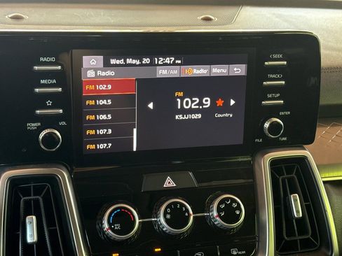 Used 2023 Kia Sorento LX AWD/4WD image 19