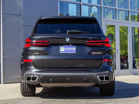Used 2025 BMW X5 M60i w/ Climate Comfort Package image 9