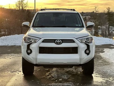 Used 2021 Toyota 4Runner SR5 Premium image 31