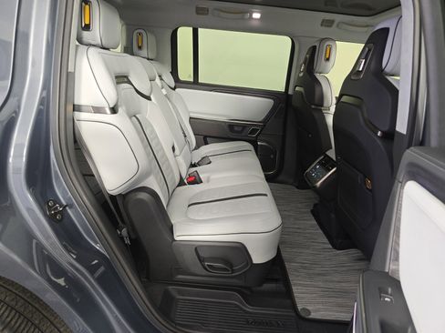 Used 2024 Rivian R1S Adventure image 23