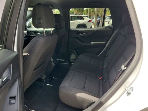 Used 2026 Chevrolet Equinox LT FWD image 9