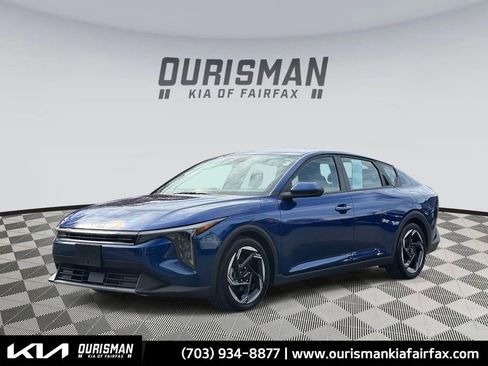 Certified 2025 Kia K4 EX image 1