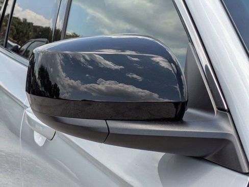 New 2026 Jeep Grand Cherokee L 2WD image 11