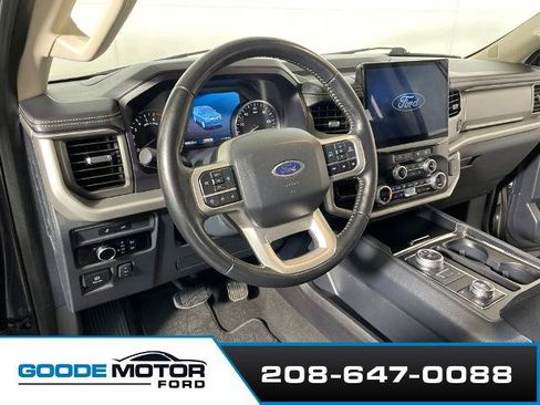 Certified 2024 Ford Expedition XLT AWD/4WD image 8