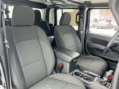 Used 2022 Jeep Gladiator Willys image 27