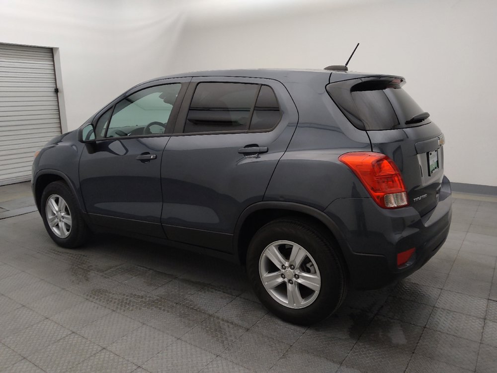 Used 2021 Chevrolet Trax LS w/ Tint and Cruise Package AWD/4WD image 3