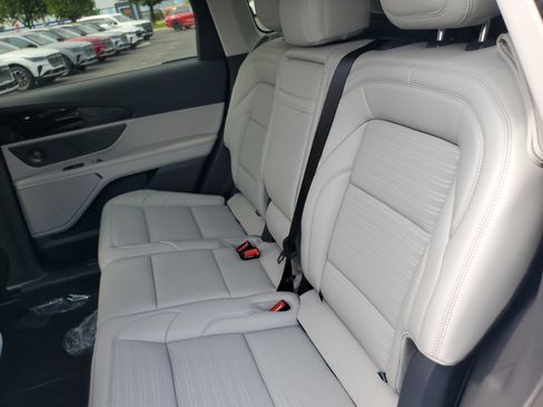 New 2026 Lincoln Nautilus Reserve AWD/4WD image 31