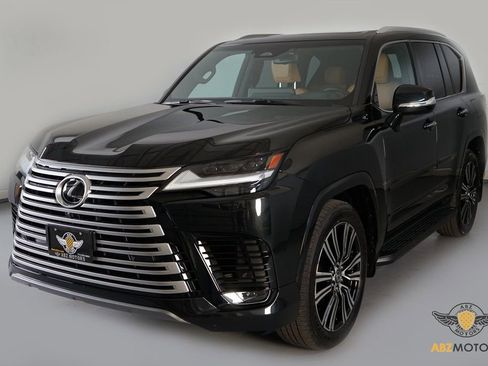 Used 2026 Lexus LX 600 4WD w/ Accessory Package (Z1) image 3