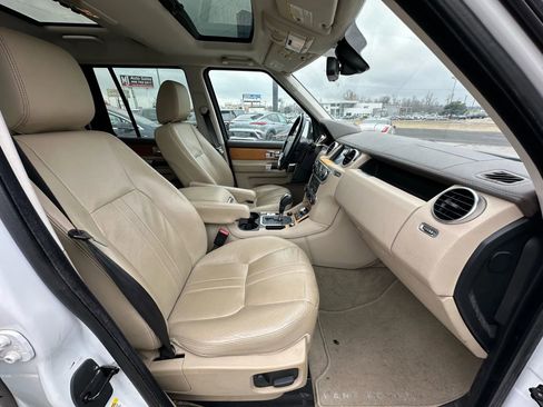 Used 2013 Land Rover LR4 HSE w/ HSE Pkg image 13