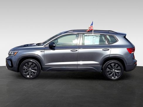 Used 2024 Volkswagen Taos S image 7