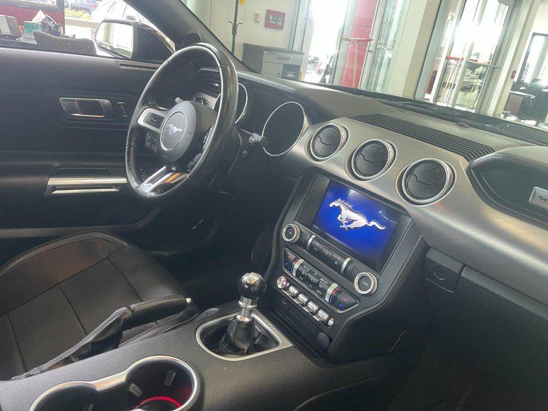 Used 2022 Ford Mustang GT Premium RWD image 9