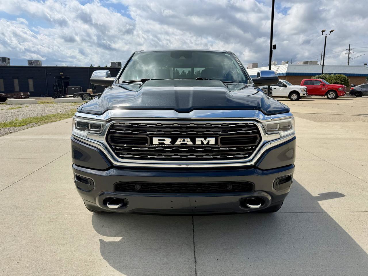 Used 2019 RAM 1500 Limited w/ Advanced Safety Group AWD/4WD image 4