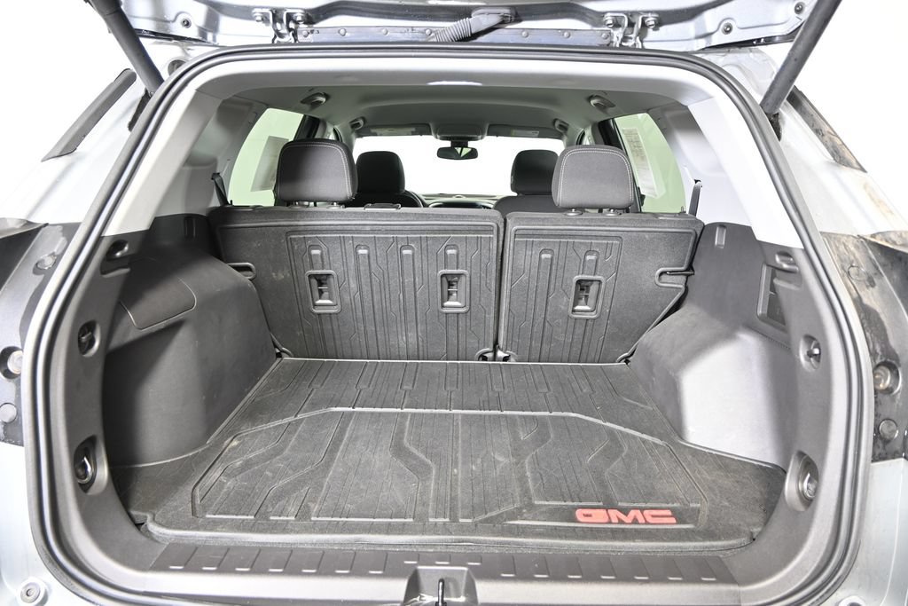 Used 2024 GMC Terrain SLE w/ Driver Convenience Package AWD/4WD image 16