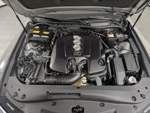 Used 2022 Lexus IS 500 image 34