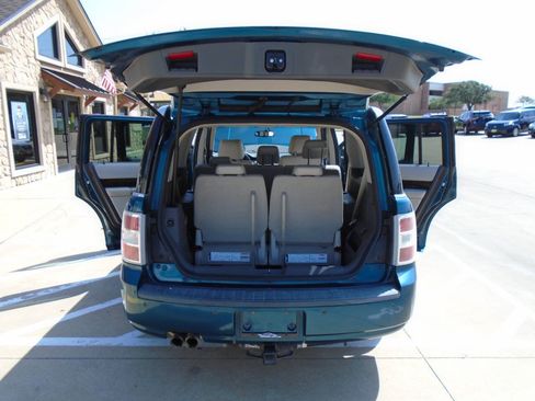 Used 2011 Ford Flex SEL w/ Rapid Spec Order Code FWD image 25