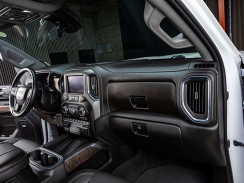 Used 2023 GMC Sierra 3500 Denali w/ Denali Ultimate Package image 18