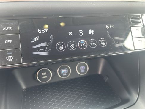 Used 2026 Genesis G70 2.5T AWD/4WD image 23