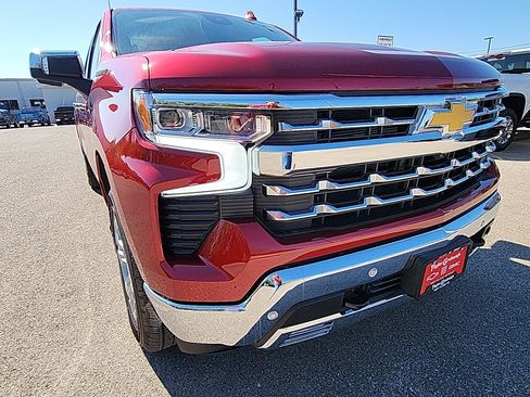Used 2026 Chevrolet Silverado 1500 LTZ w/ Technology Package image 12