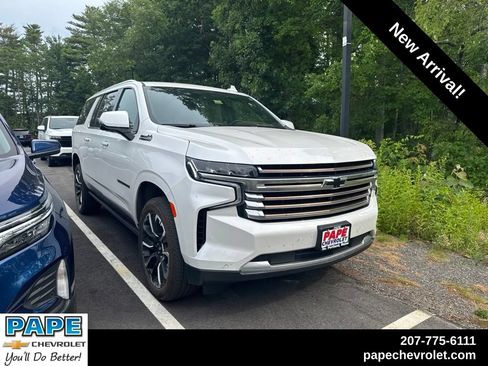 Used 2023 Chevrolet Suburban High Country AWD/4WD image 1