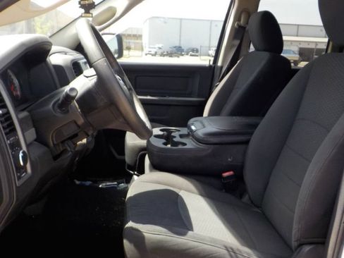 Used 2018 RAM 1500 Tradesman w/ Popular Equipment Group RWD image 4